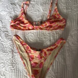 Triangl pink and orange cheetah bikini set!